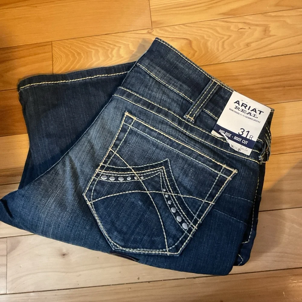 New Ariat Women’s 31R REAL Spitfire Riding Jeans Blue Embellished Stretch Denim - Picture 8 of 10